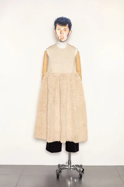 Look 13